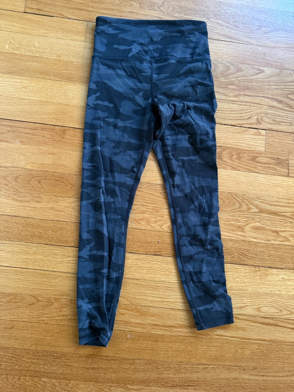Athleta Black & Charcoal Camo Leggings